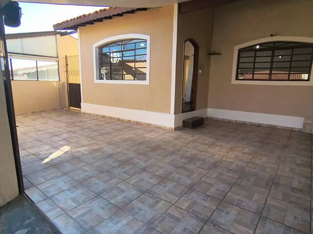 #24 - Casa para Venda em Bragança Paulista - SP - 2